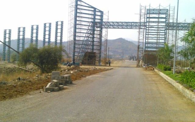 2- Steel entrance gate-Conventional Fabrication